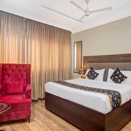 The Superb Hotel Pvt Ltd Hyderabad Exterior photo